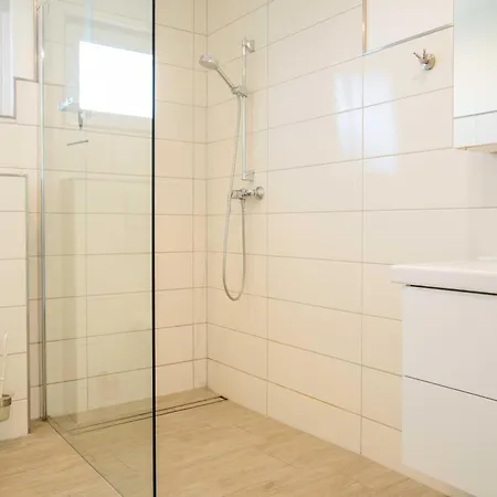 Boddenweite 1 Apartment *